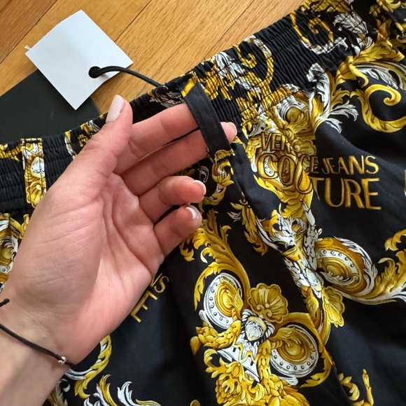 Versace Jeans Couture Set - Picture 4 of 8